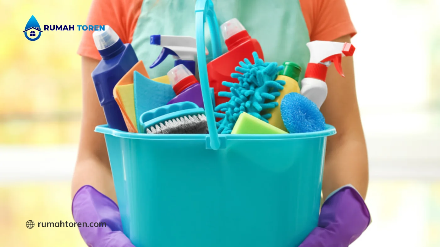 Berbagai Alat Pembersih Toren Air yang Praktis untuk Perawatan