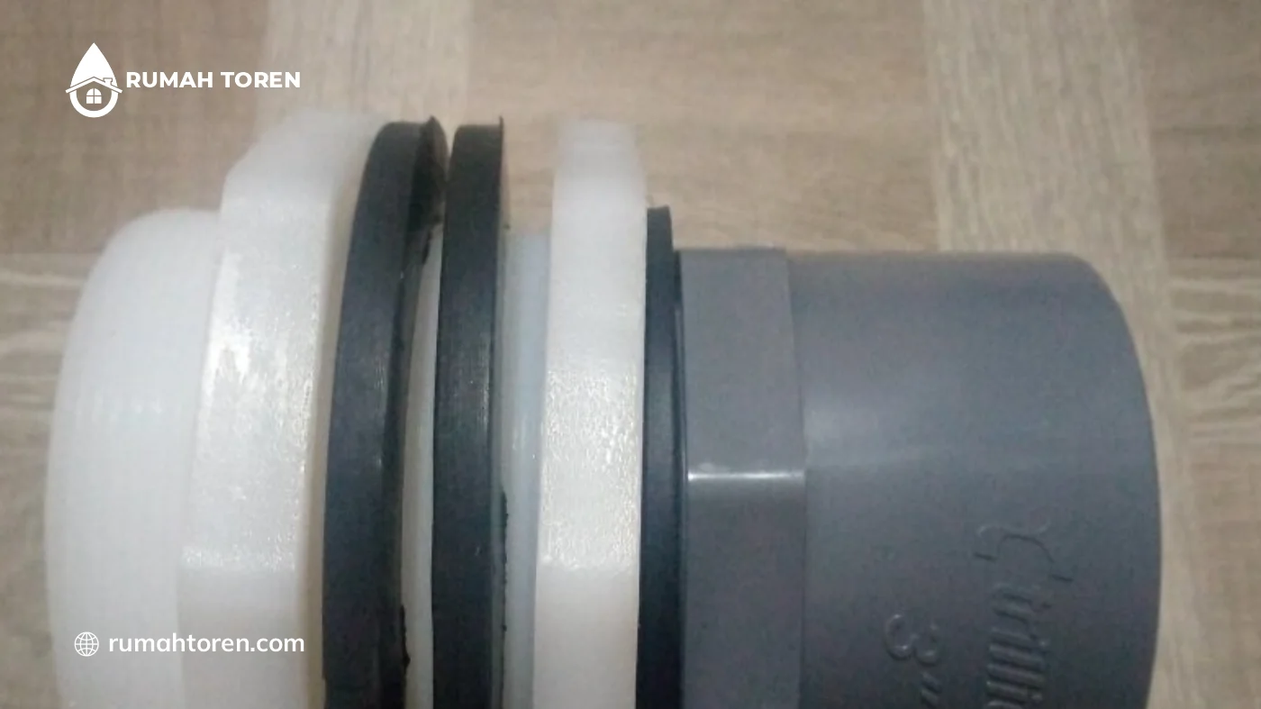 Apa Itu Watermur dan Fungsinya untuk Toren Tahan Bocor