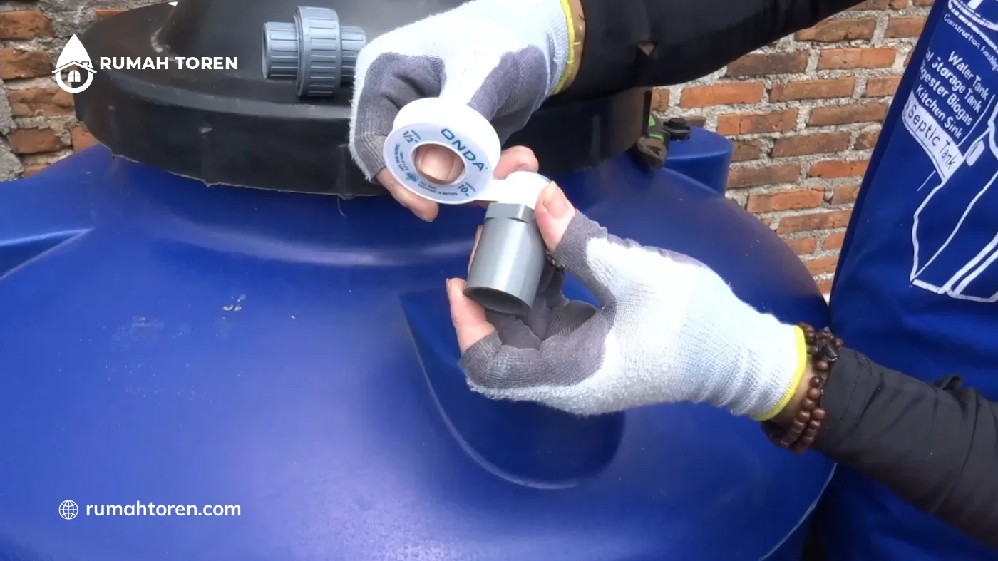 Cara Pasang Seal Tape Pipa Toren yang Benar