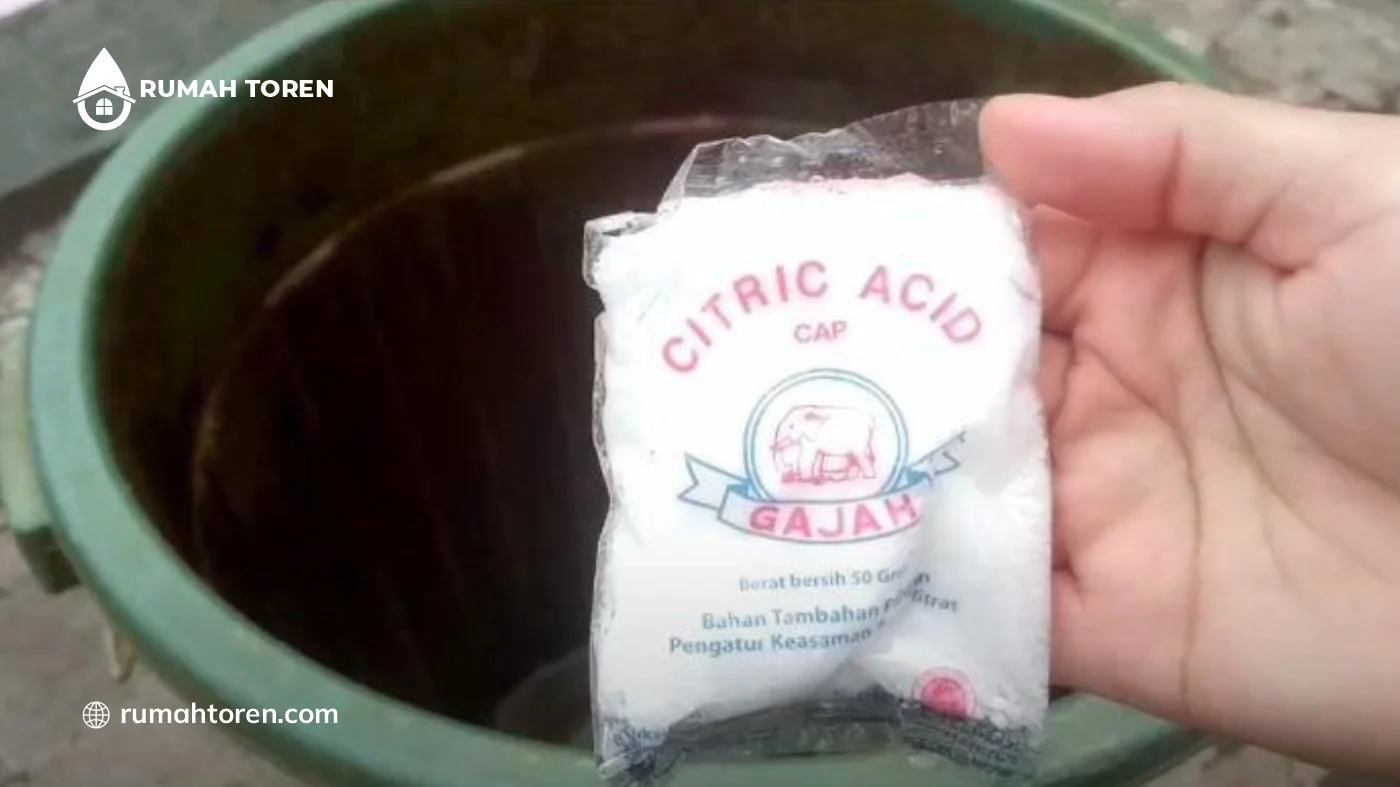 Beberapa Langkah Mudah Membersihkan Toren Pakai Sitrun